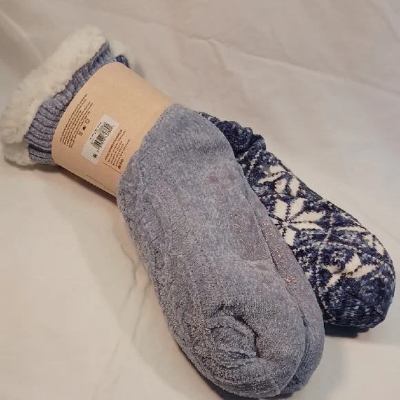 Muk Luks Blue and White Casual Socks for Cozy Comfort - Picture 5 of 5